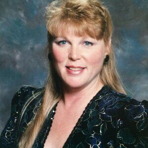 Meet your Posher, Pamela